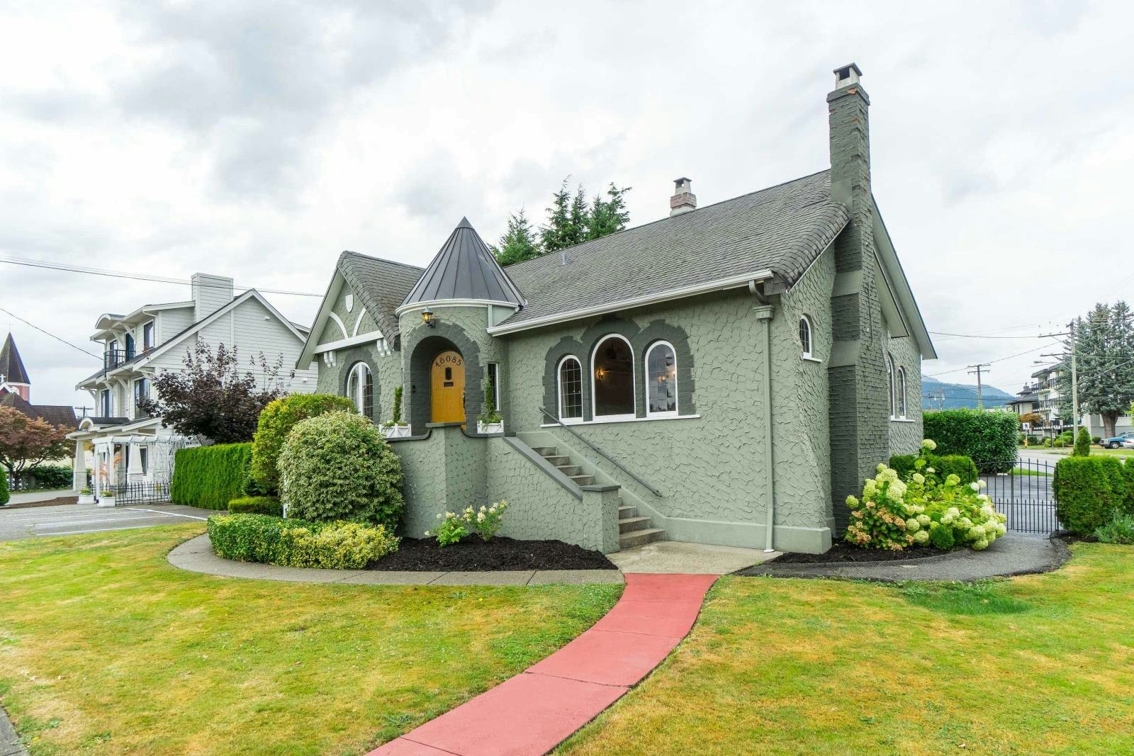 46085 First Avenue, Chilliwack, BC, V2P 1W2