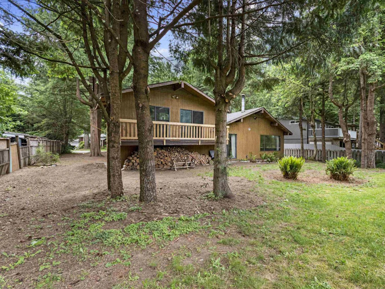 30 Robertson Crescent, Hope, BC, V0X 1L4