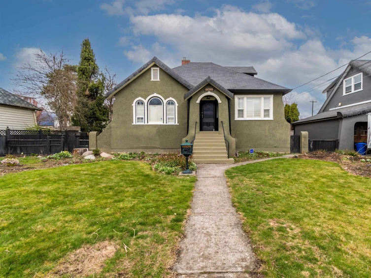 46289 Maple Avenue, Chilliwack, BC, V2P 2J3