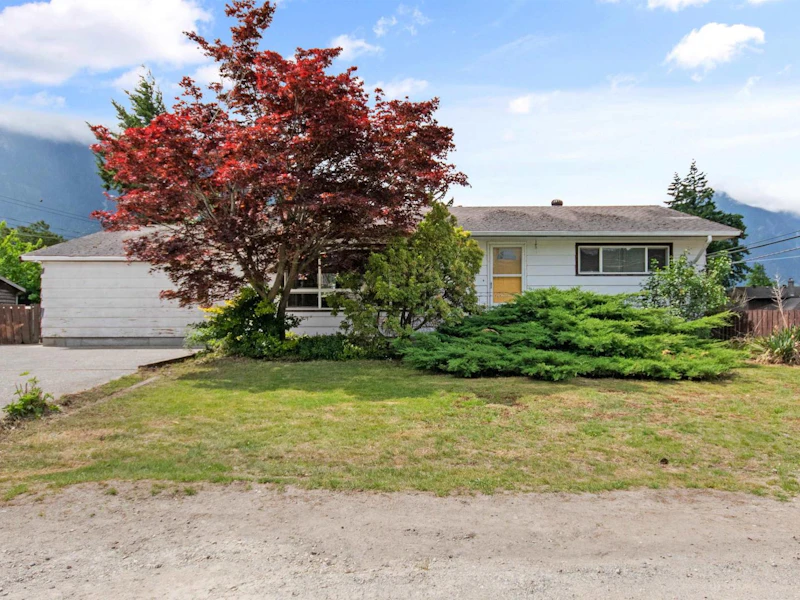 514 Rupert Street, Hope BC V0X 1L4