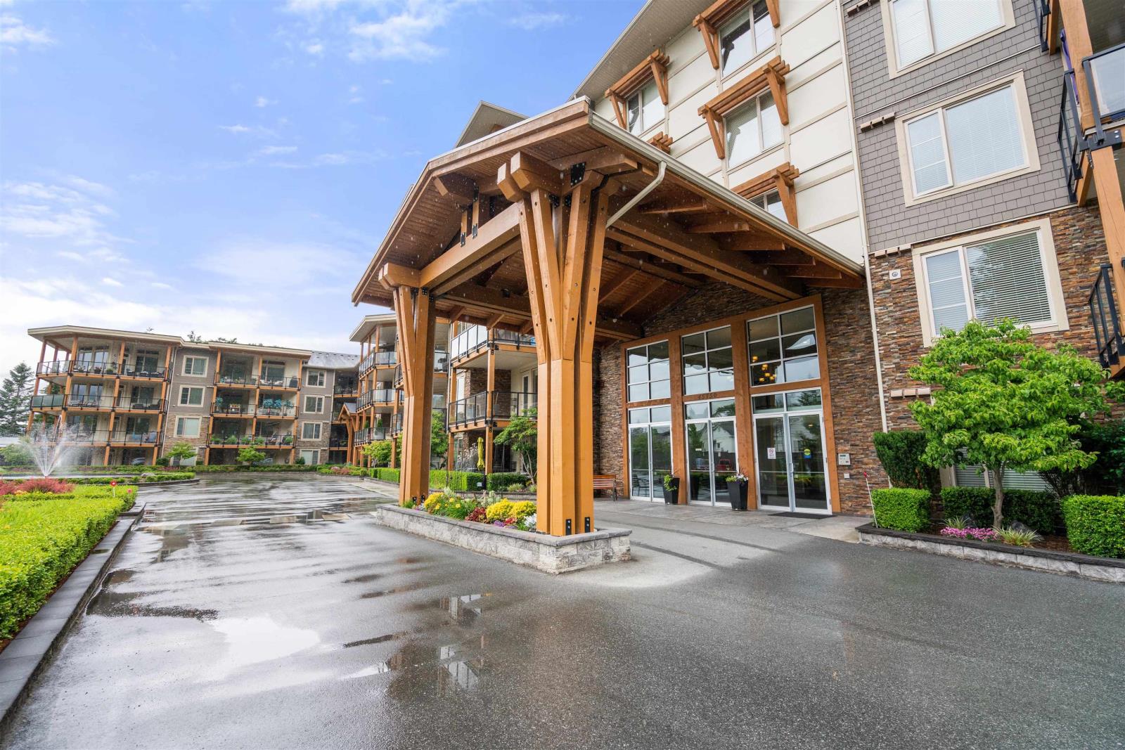 201-45750 Keith Wilson Road, Chilliwack, BC, V2R 0X3