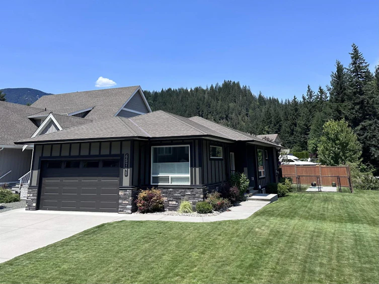 65741 Valley View Place, Hope, BC, V0X 1L1