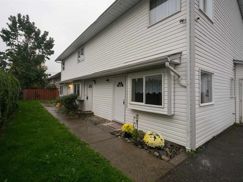 3 - 46326 Princess Avenue, Chilliwack BC V2P 2B3