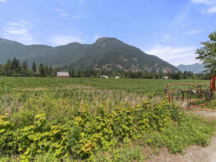62180 Delair Road, Hope, BC, V0X 1L2