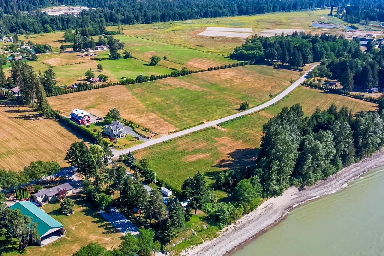 58830 St Elmo Road, Hope, BC, V0X 1L2
