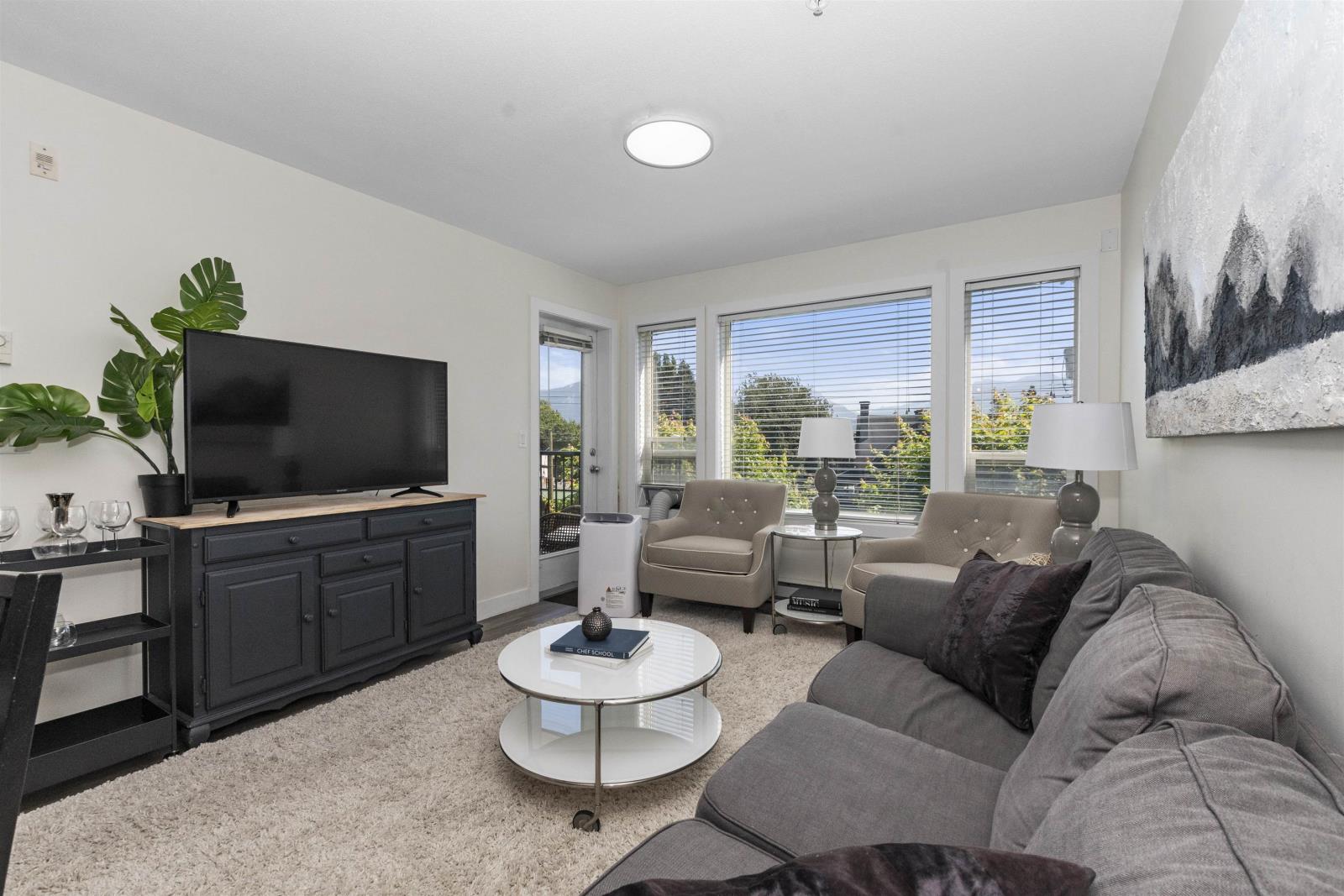 317-46289 Yale Road, Chilliwack, BC, V2P 0B9