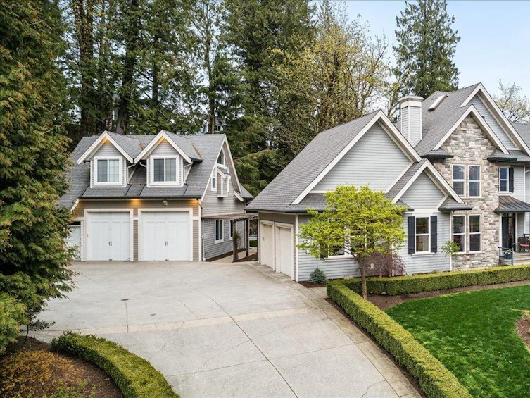 9942 Stonegate Place, Chilliwack, BC, V2P 7W9