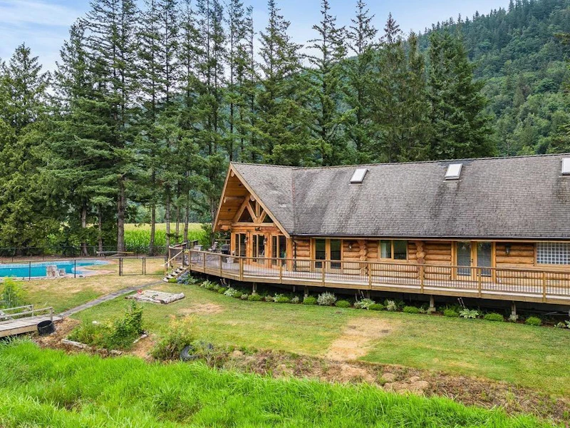 3728 Hot Springs Road, Agassiz BC V0M 1A3