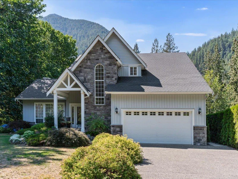 19545 Silverhope Road, Hope BC V0X 1L2