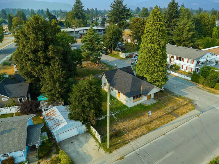 46011 Cleveland Avenue, Chilliwack, BC, V2P 2W8
