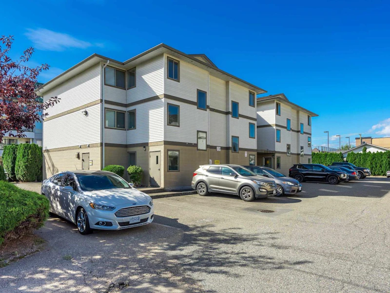 204 - 7435 Shaw Avenue, Chilliwack BC V2R 3C1