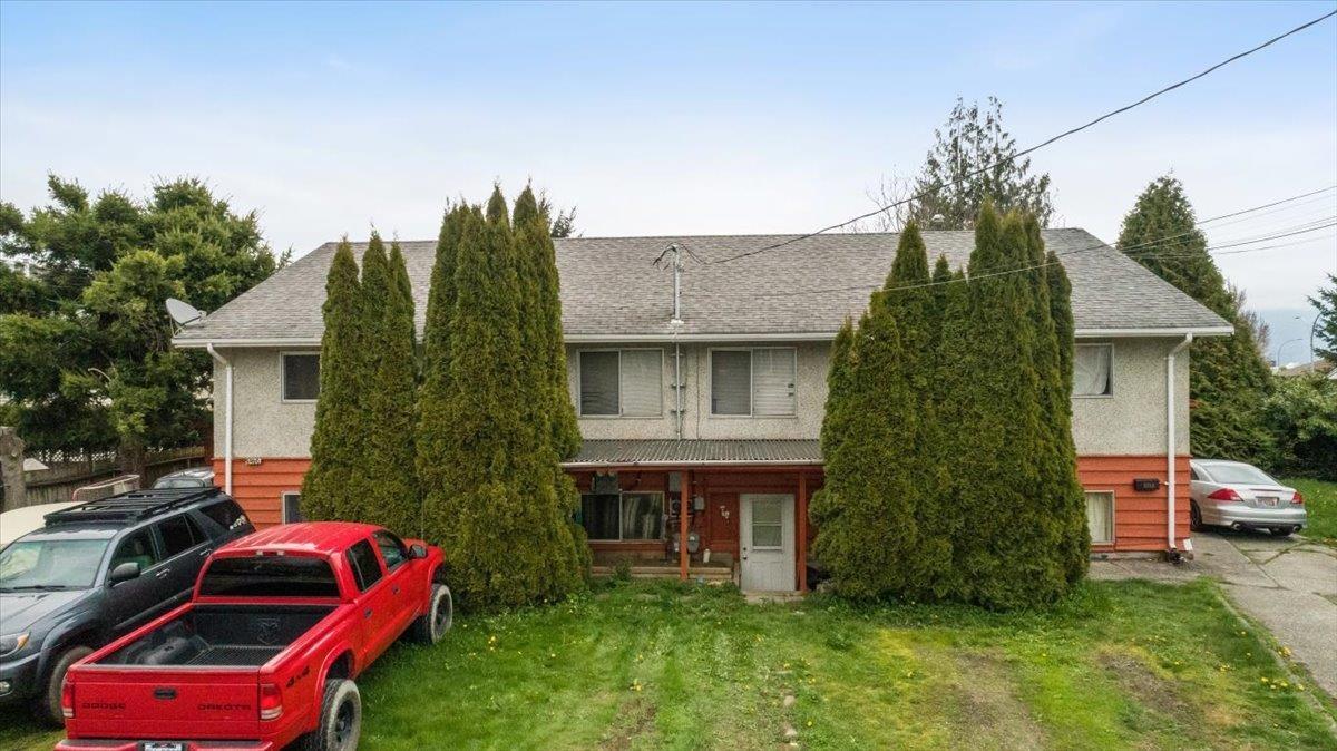 8958-8960 Broadway Street, Chilliwack, BC, V2P 5W1