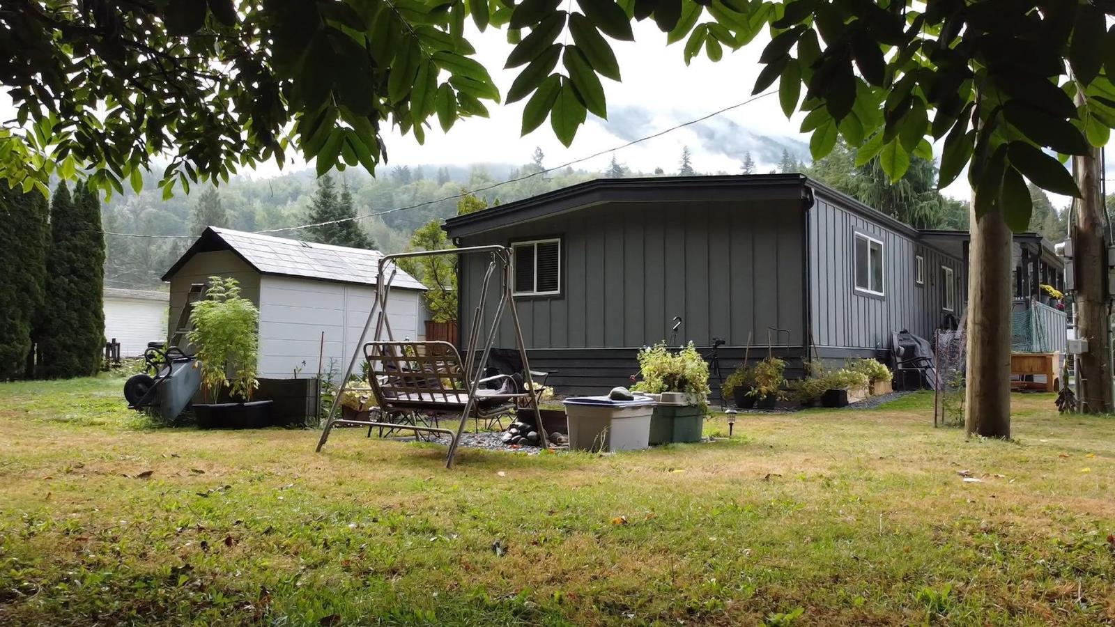 6-3942 Columbia Valley Road, Cultus Lake, BC, V2R 5A4