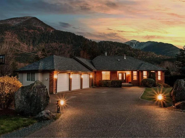 4320 Estate Drive, Chilliwack, BC, V2R 3B4