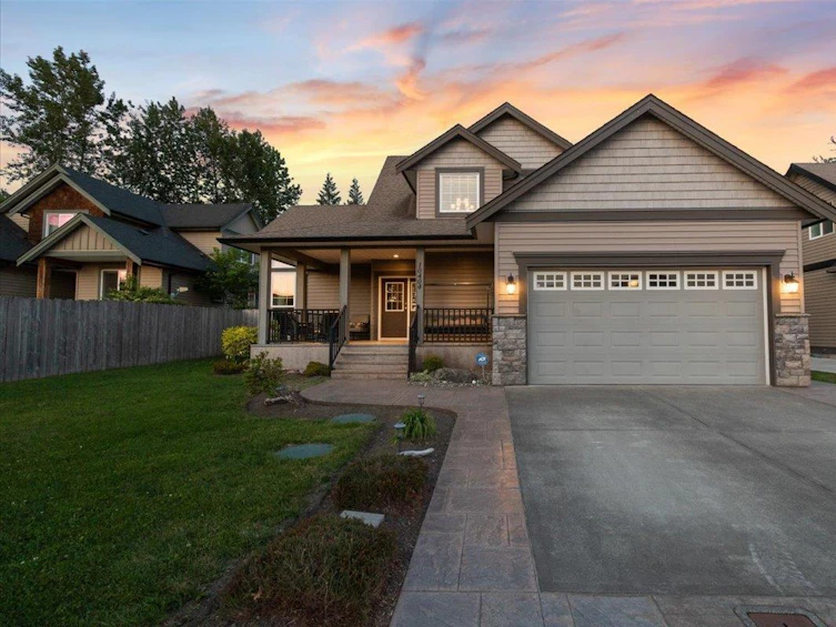 10404 Parkwood Drive, Chilliwack, BC, V0X 1X1