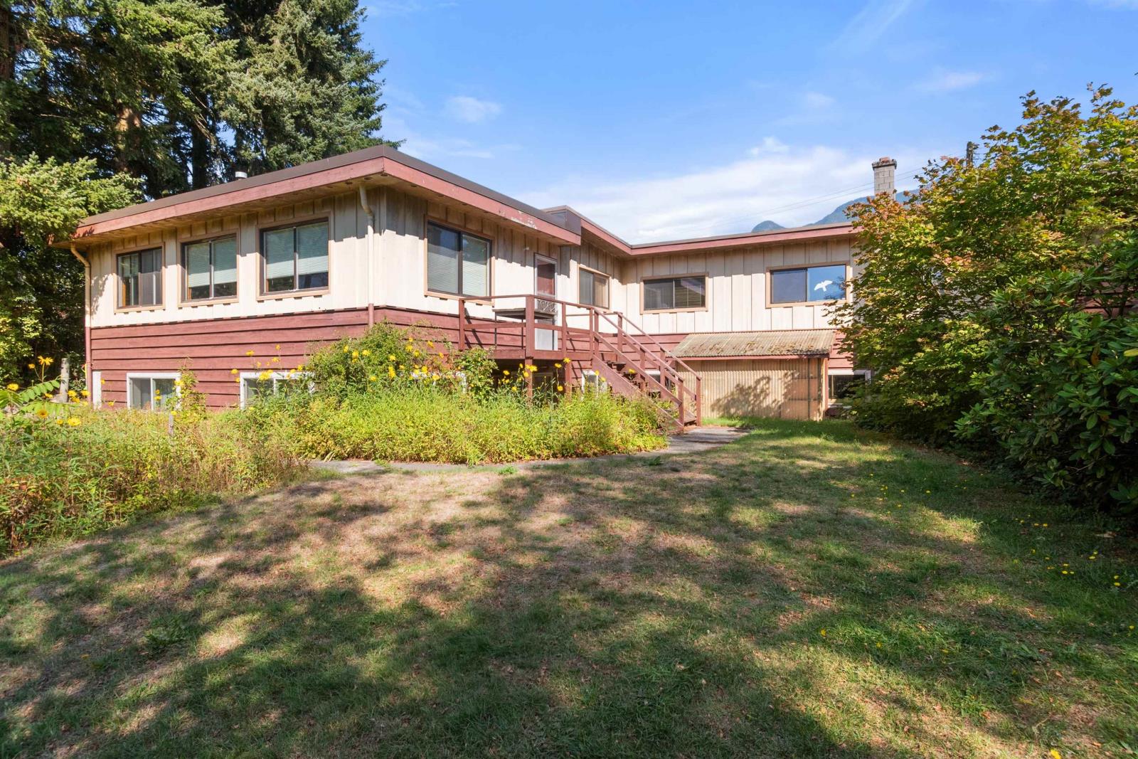 571 Coquihalla Street, Hope, BC, V0X 1L0