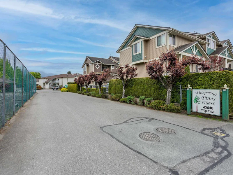 34 - 45640 Storey Avenue, Chilliwack BC V2R 3C5