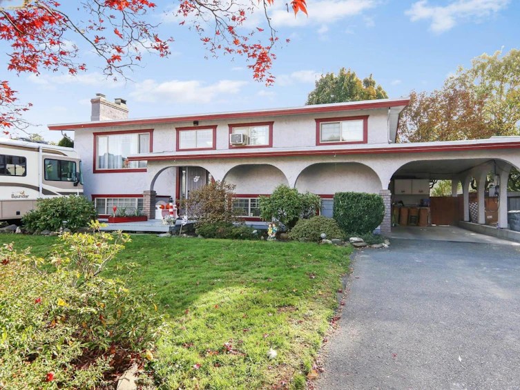 6913 Casabello Drive, Chilliwack, BC, V2R 3T8
