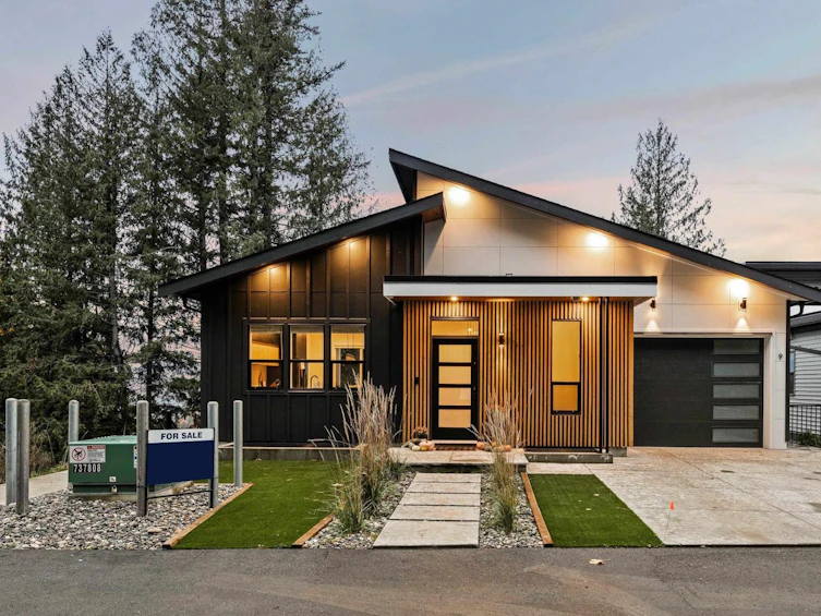 9-5988 Lindeman Street, Chilliwack, BC, V2R 6C1
