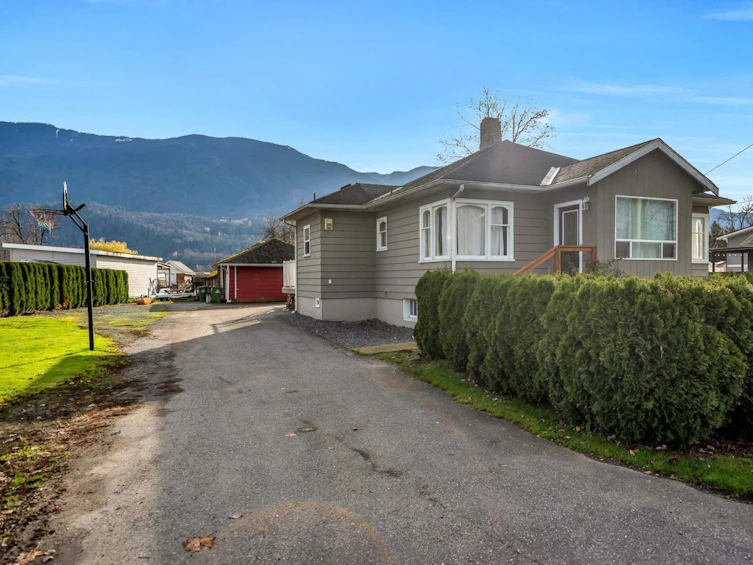 50556 Yale Road, Rosedale, BC, V0X 1X0