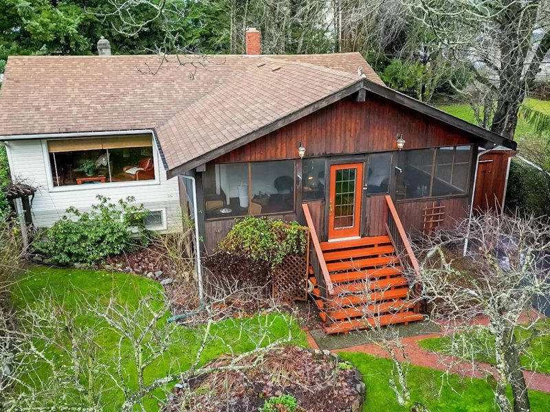 531 Echo Avenue, Harrison Hot Springs BC V0M 1A3