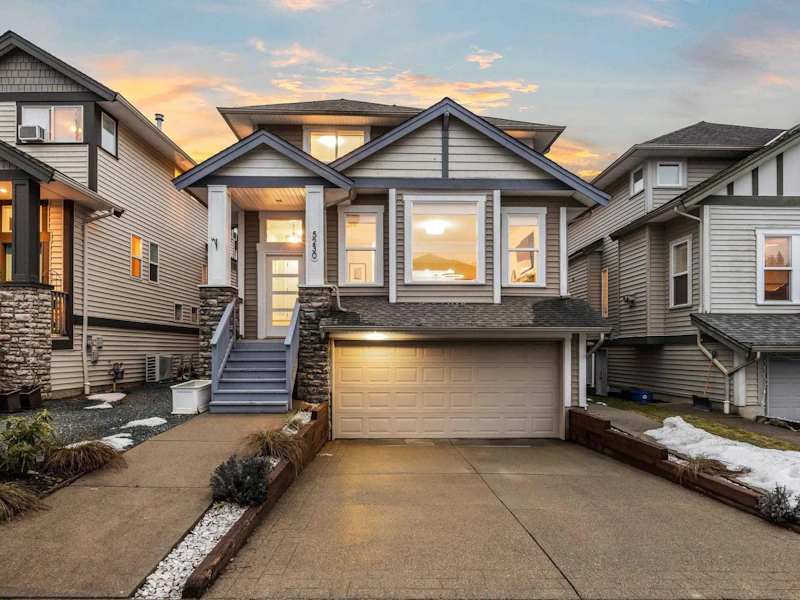 5230 Bridlewood Drive, Chilliwack BC V2R 5W9
