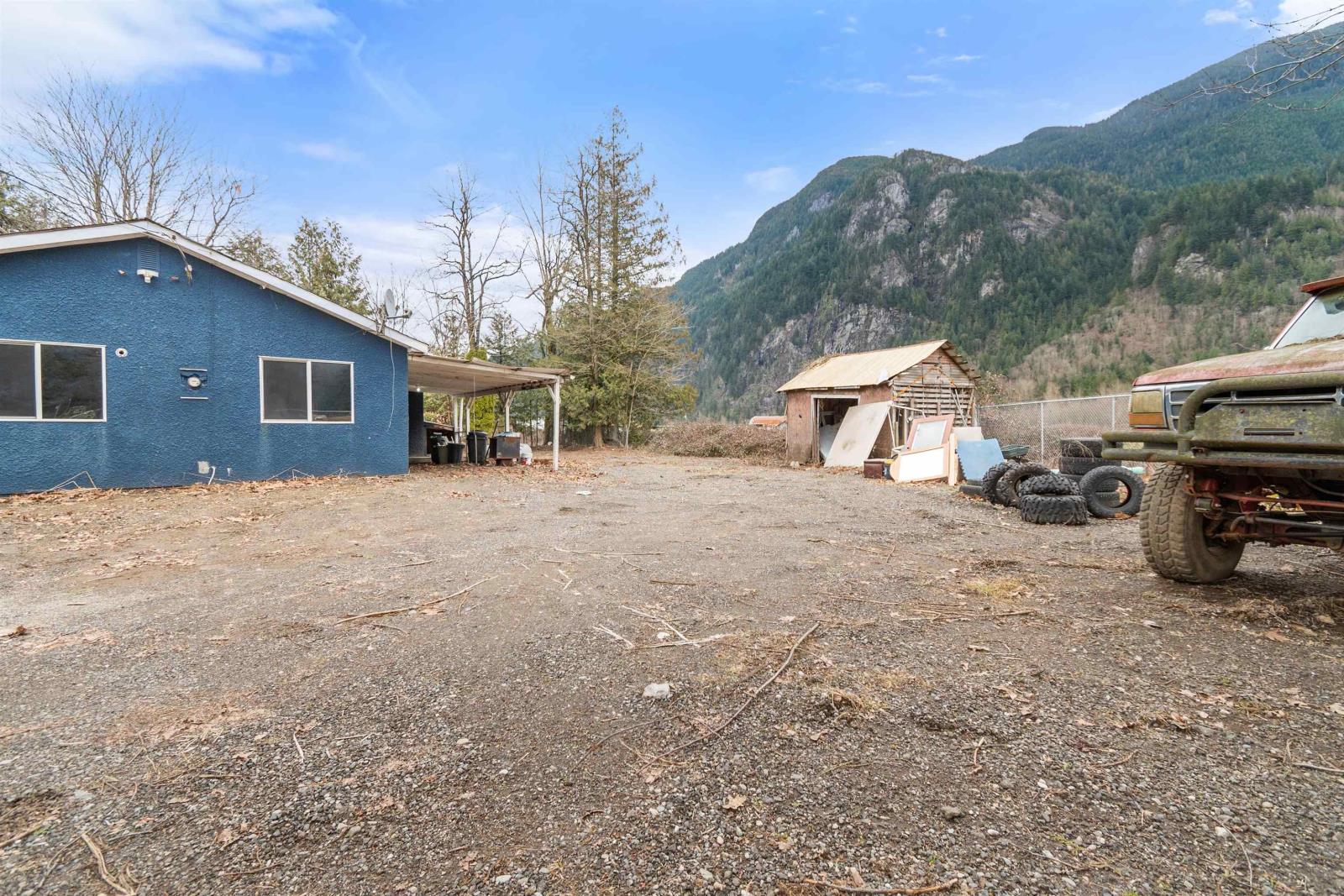 58460 Laidlaw Road, Hope, BC, V0X 1L2