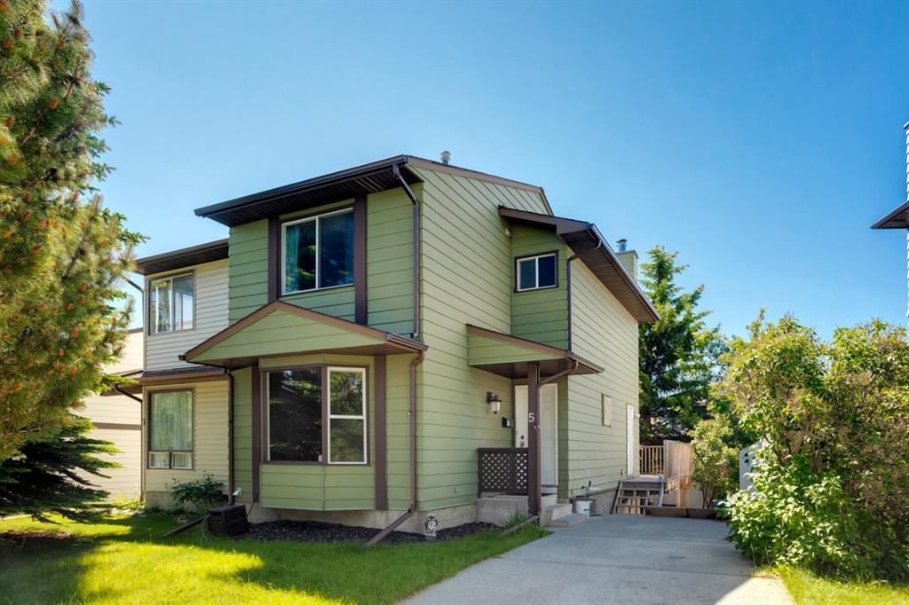 5 Southwest Strathcona Cres  