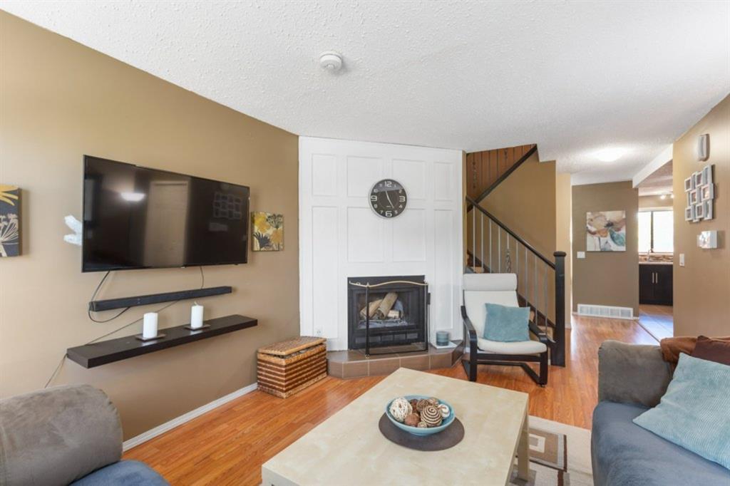 27 Templemont Drive Northeast  