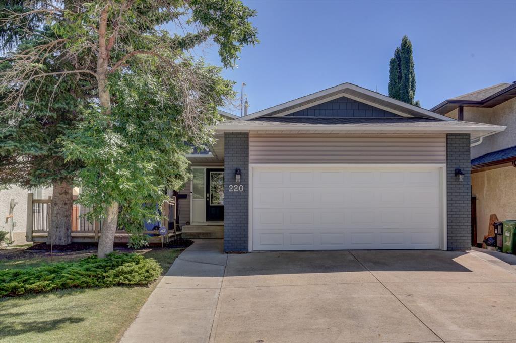 220 Scenic Hill Close Northwest  