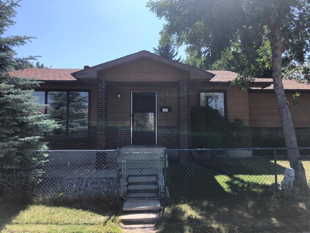 75 Midbend Crescent Southeast  