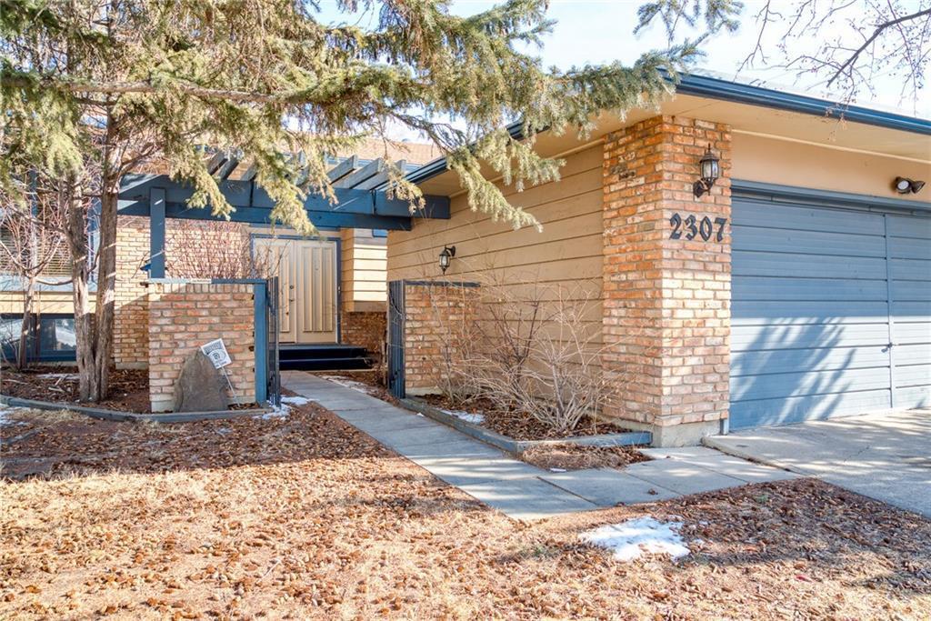 2307 Lake Bonavista Dr Southeast  