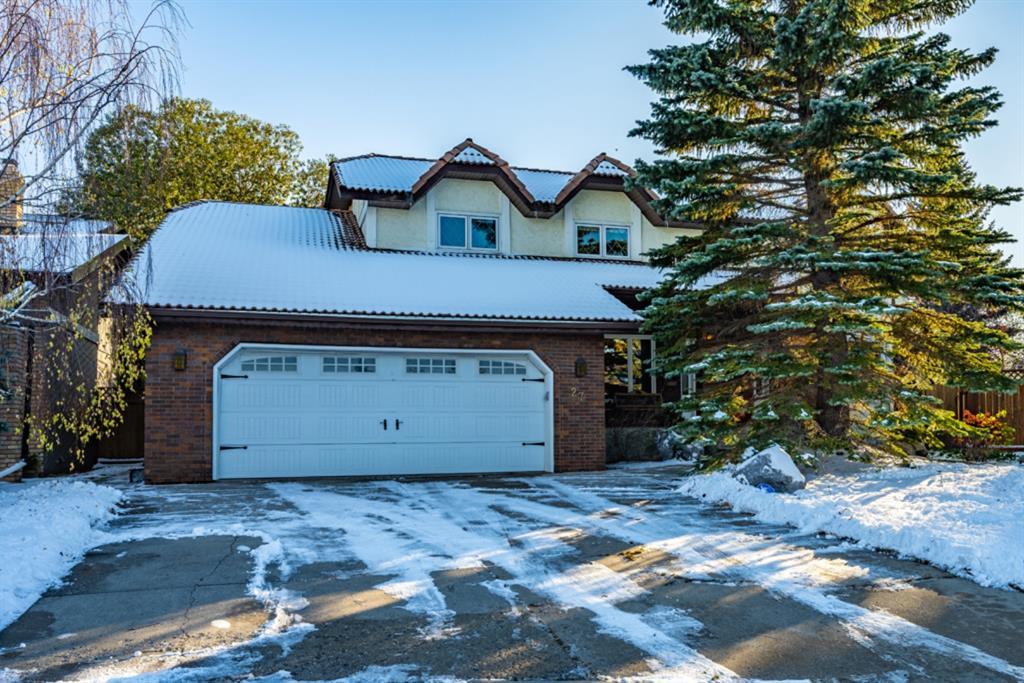 27 Silvergrove Ct NW  