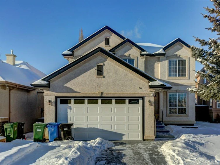 71 Cranleigh Gardens Southeast, Calgary, AB, T3M 1C7