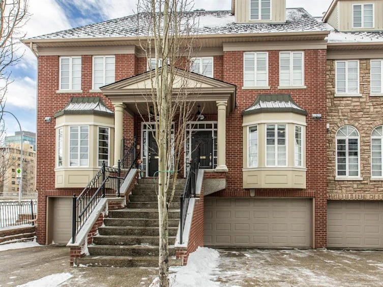 2441 Erlton Street Southwest, Calgary, AB, T2S 2V9