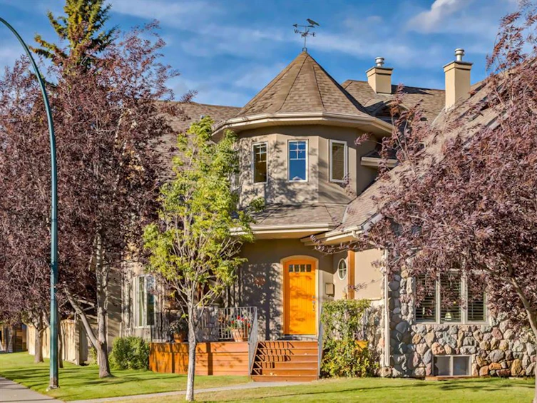 1778 7 Avenue Northwest, Calgary, AB, T2N 0Z4