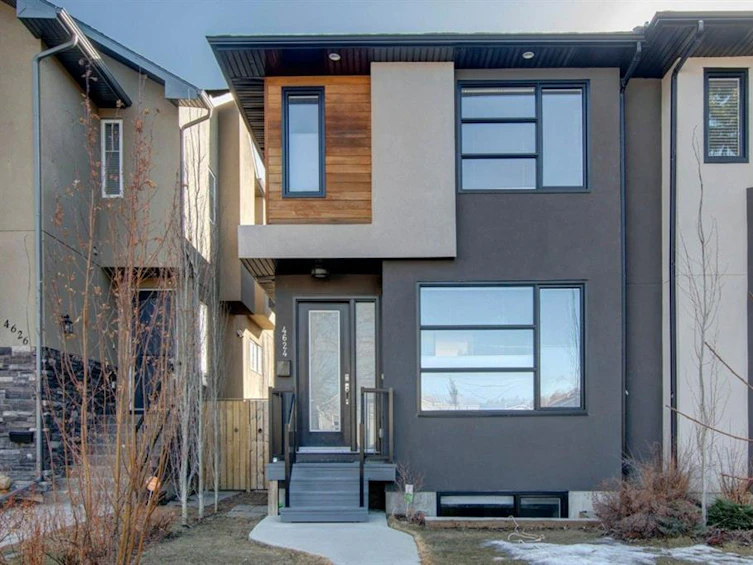 4624 83 Street Northwest, Calgary, AB, T3B 2R2