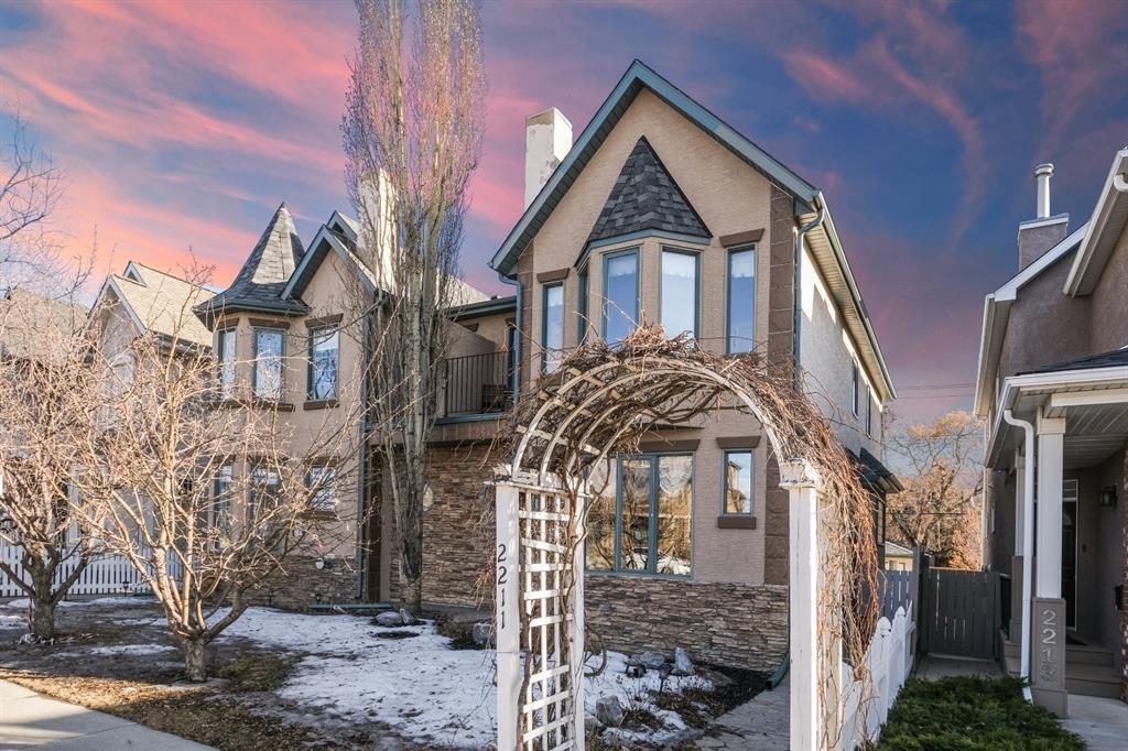 2211 Bowness Route Northwest, Calgary, AB, T2N 3L4