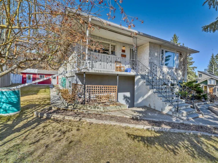 2703 Erlton Street Southwest, Calgary, AB, T2S 2W4