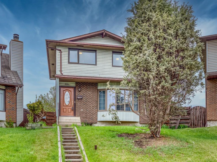 321 Ranch Glen Place Northwest, Calgary, AB, T3G 1G2