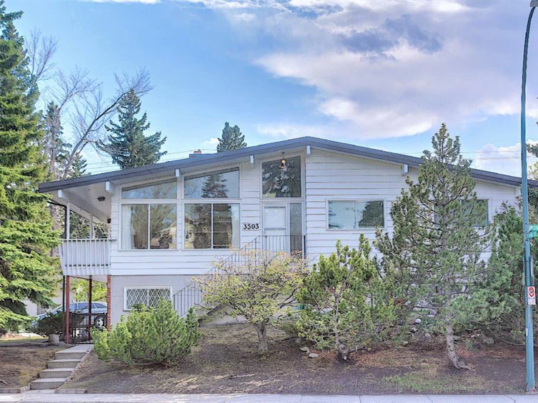 3503 Morley Trail Northwest, Calgary, AB, T2M 4H5
