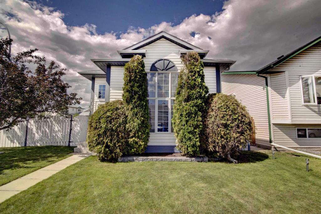 119 Applemont Close Southeast, Calgary, AB, T2A 7S3