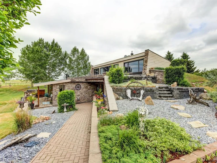 513 1 Avenue, Rural Rocky View County, AB, T0M 1G0