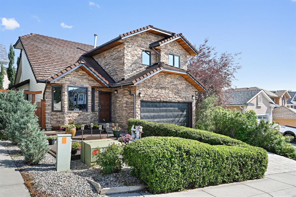 139 Christie Park Hill Southwest, Calgary, AB, T3H 2V5