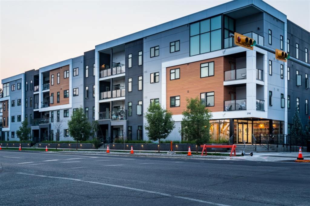107,-2702 17 Avenue Southwest, Calgary, AB, T3C 1K7