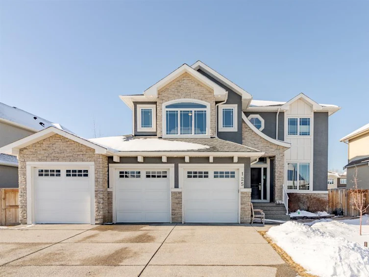 125 Kinniburgh Boulevard, Chestermere, AB, T1X 1A9