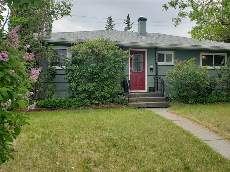 4527 5 Avenue Southwest, Calgary, AB, T3C 0C5