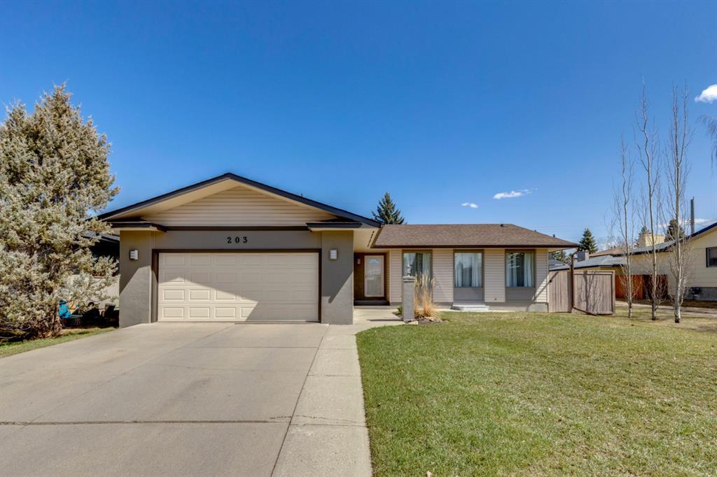 203 Lake Bonavista Drive Southeast, Calgary, AB, T2J 3M3