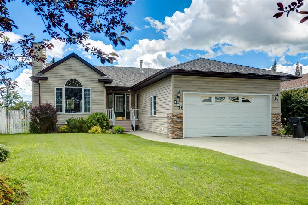 107 Monica Bay, Carstairs, AB, T0M 0N0