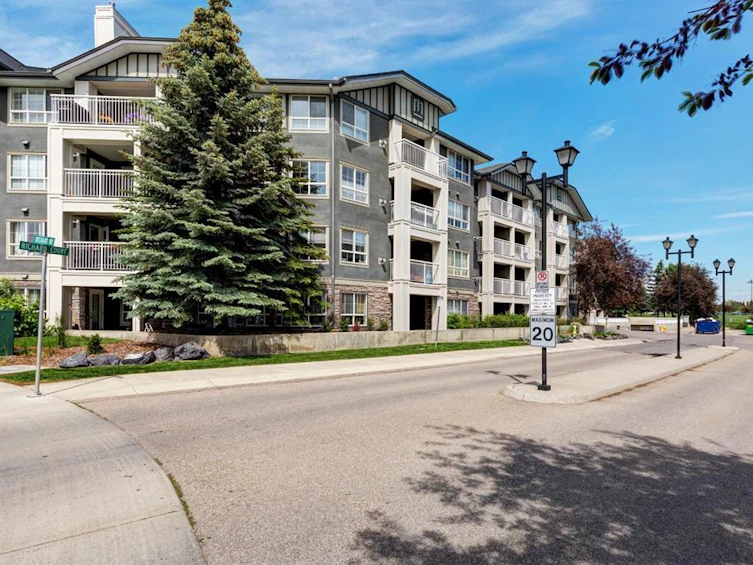 123,-35 Richard Court Southwest, Calgary, AB, T3N 7N9